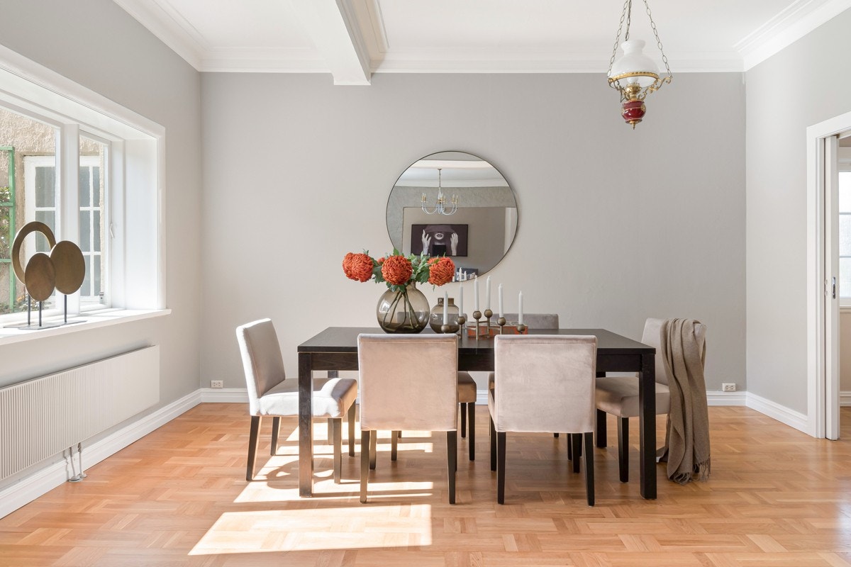 Spisestue 1. etg. Galleribilde