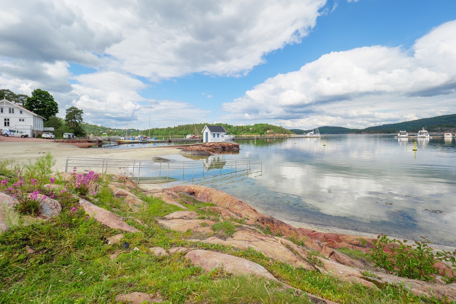 Tøffelavstand til morgenbadet. Galleribilde
