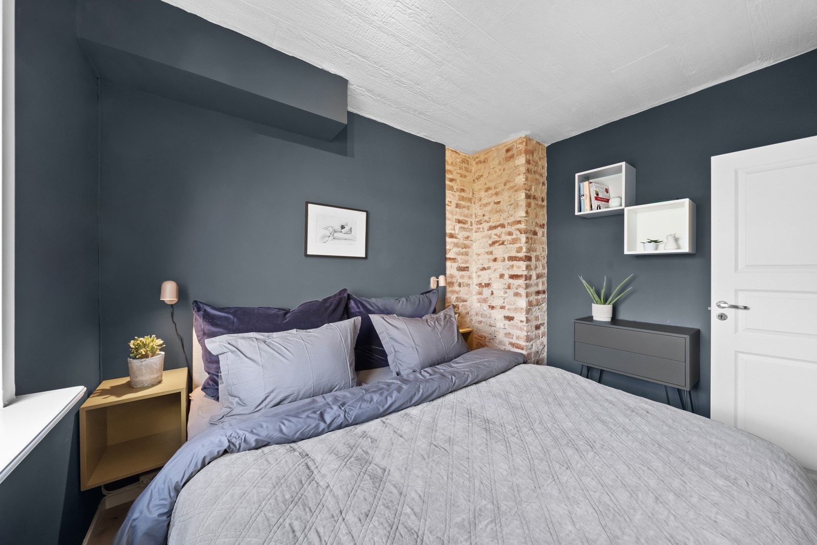 God plass til dobbeltseng Galleribilde