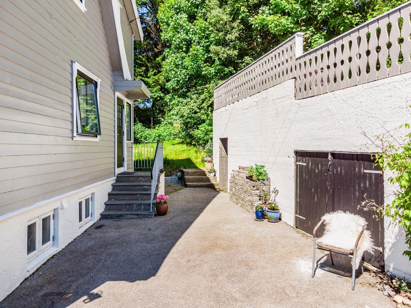 Gårdsrommet Galleribilde