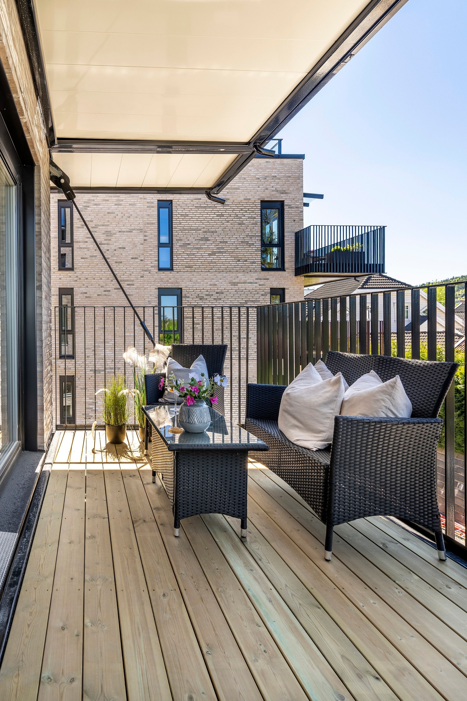 Balkong | Det er god plass til ønsket møblement i balkongen. Galleribilde