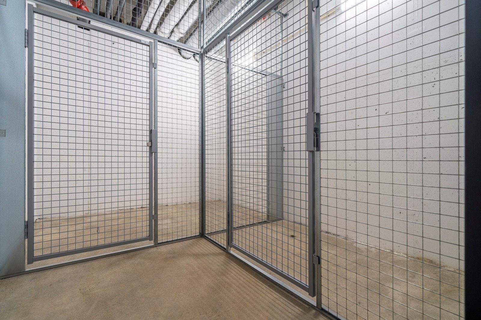 Leiligheten disponerer en kjellerbod av god størrelse rett ved garasjeplassen Galleribilde