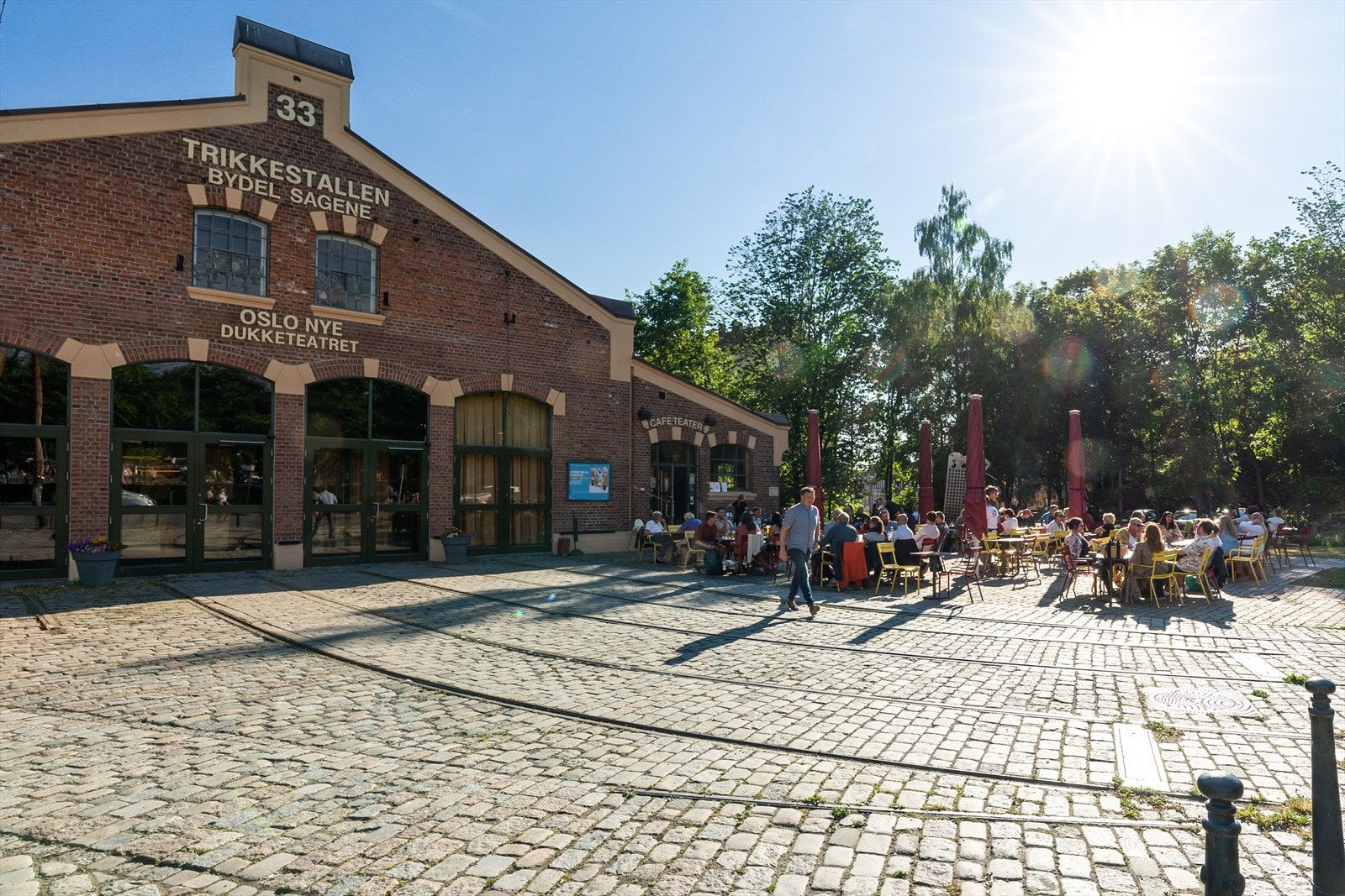 Trikkestallen ligger like ved Galleribilde