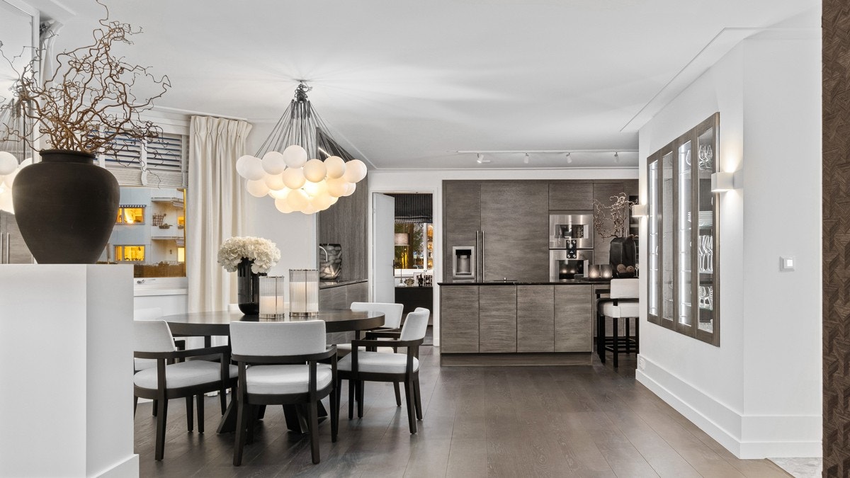 Med Frognerparken som nærmeste nabo og en sentral beliggenhet på Frogner, finner du Kirkeveien 21- en totaloppusset og eksklusiv boligdrøm Galleribilde