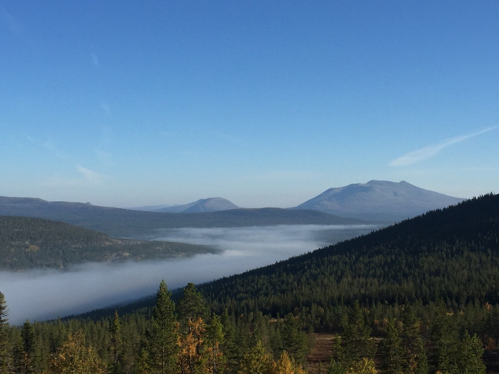 Utsikt over Storsjøen Galleribilde