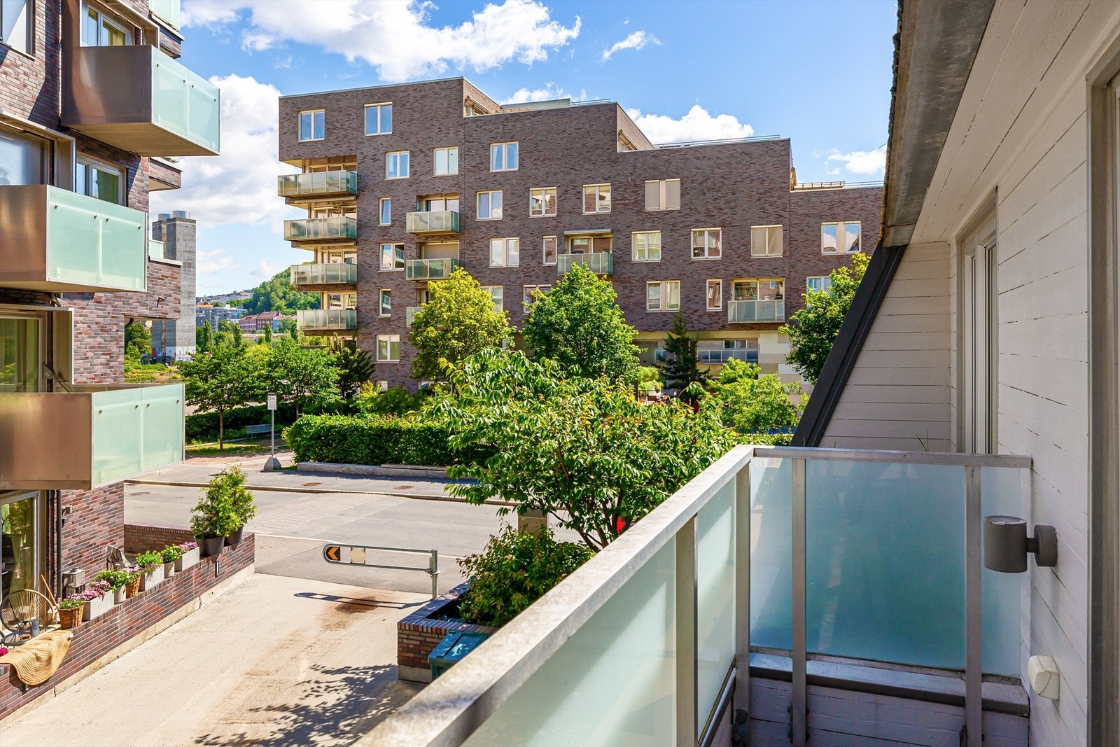 Denne balkongen er på 3 m² med hyggelig utsyn. Galleribilde