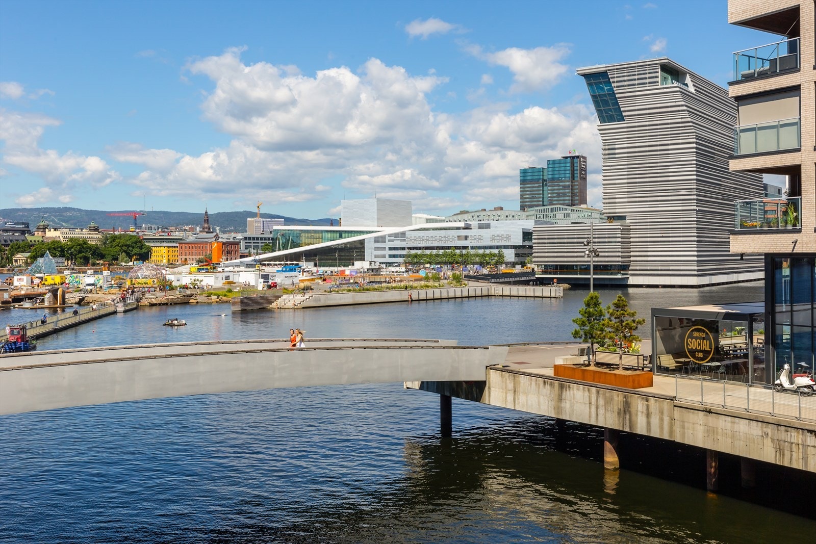 Sentral beliggenhet med kort vei til alle fasiliteter. Galleribilde