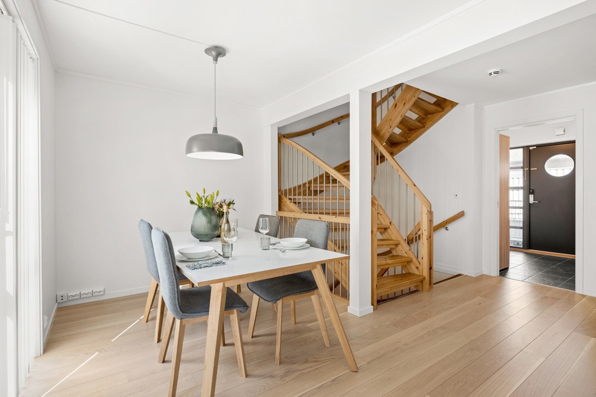 Perfekt til å invitere både venner og familie til hyggelig måltider. Galleribilde