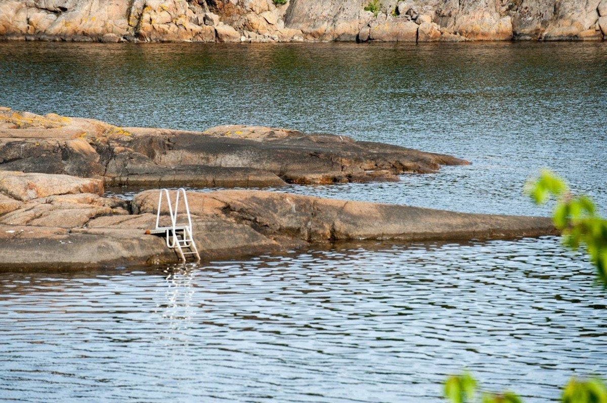 En av flere badeplasser i nærområdet Galleribilde