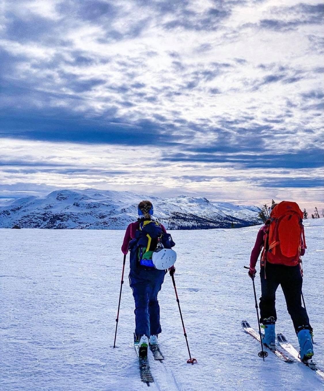 Randoneeturer med fantastisk utsikt Galleribilde