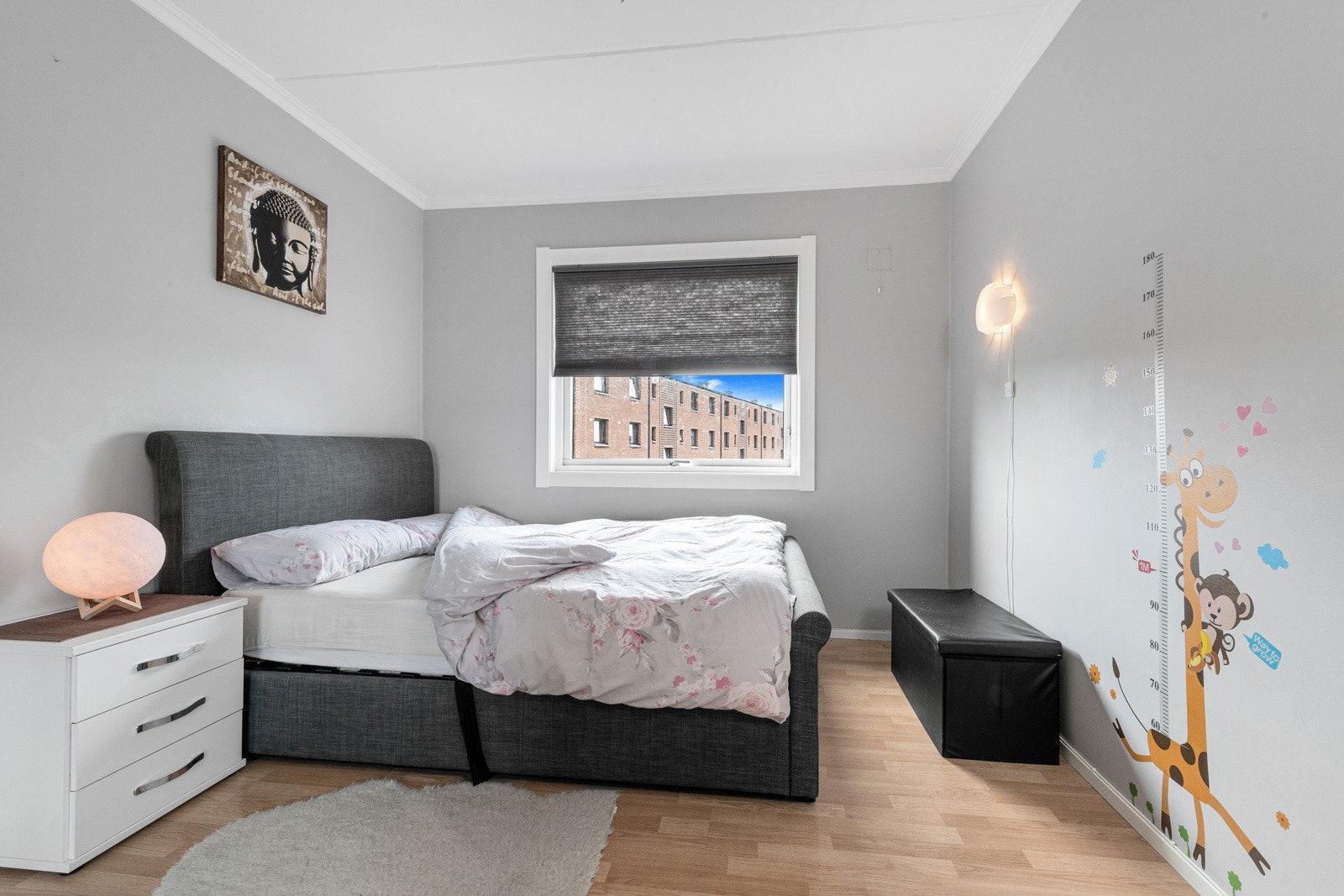 Leiligheten har to romslige soverom. Galleribilde
