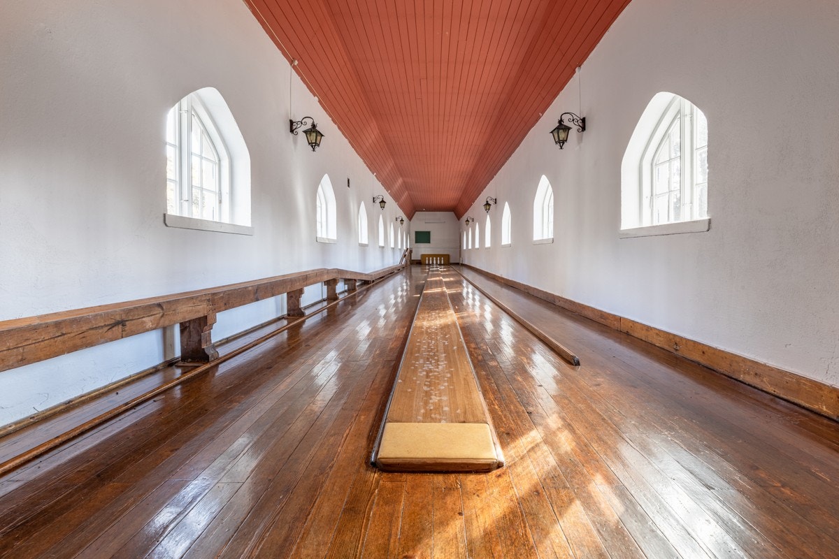 Kjeglebanen. Galleribilde