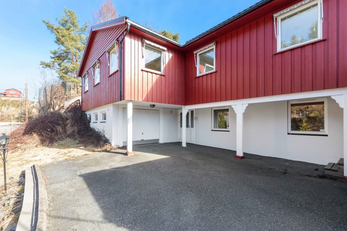 Administrasjonsbygg, gammel fengselsdirektørbolig Galleribilde