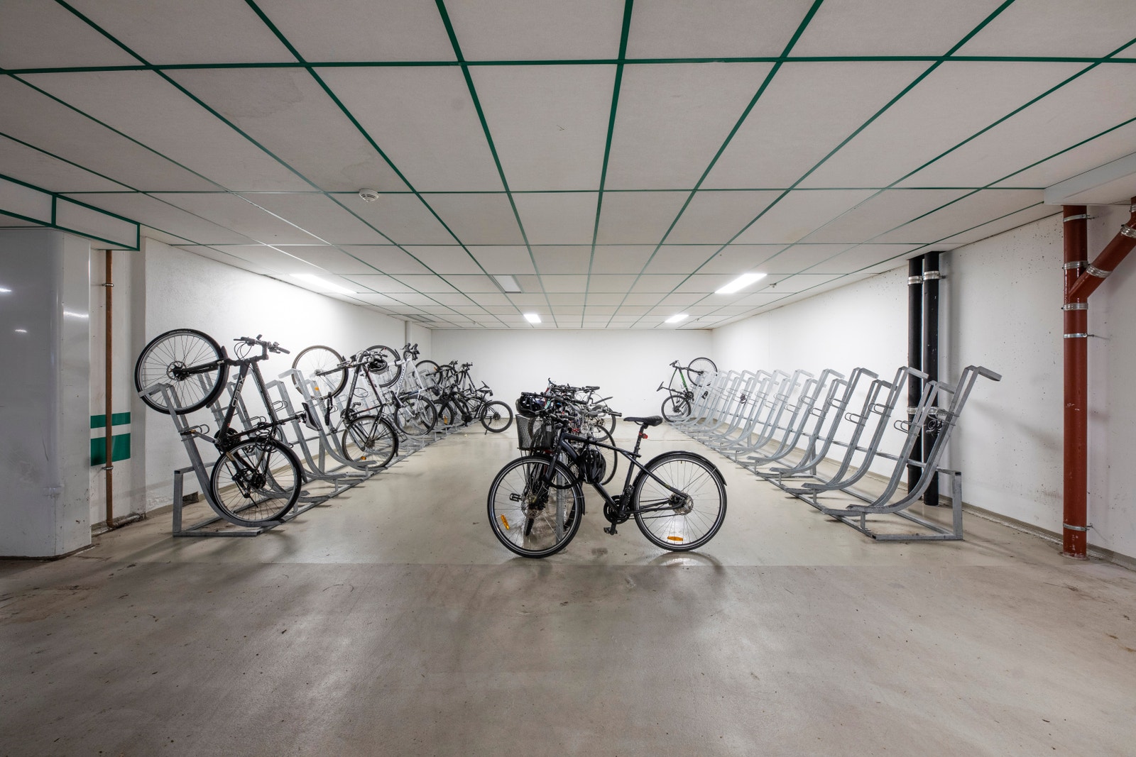 Innvendig sykkelparkering Galleribilde