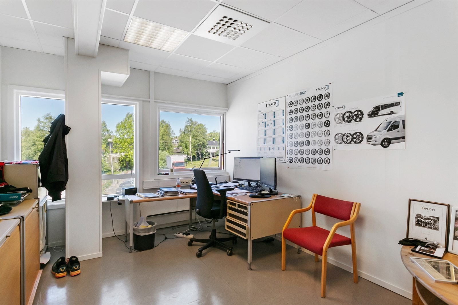 Kontor i 2. etasje Galleribilde