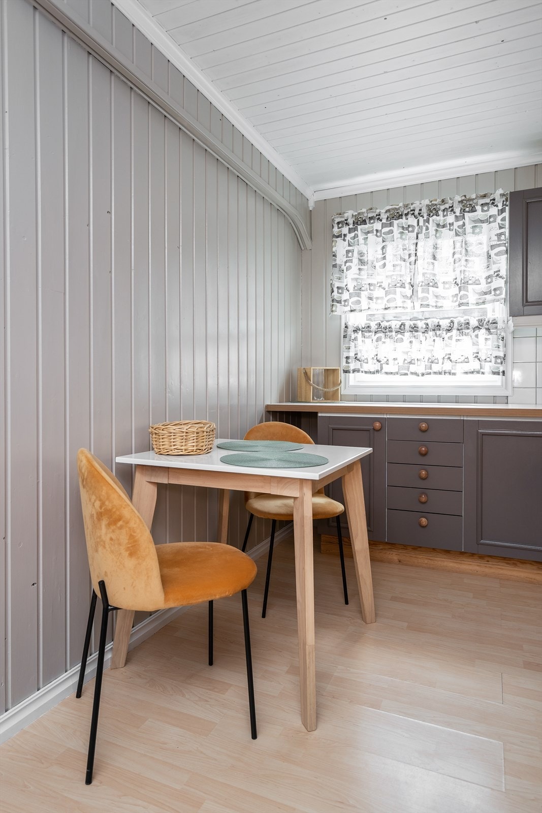 A7M02013 Galleribilde