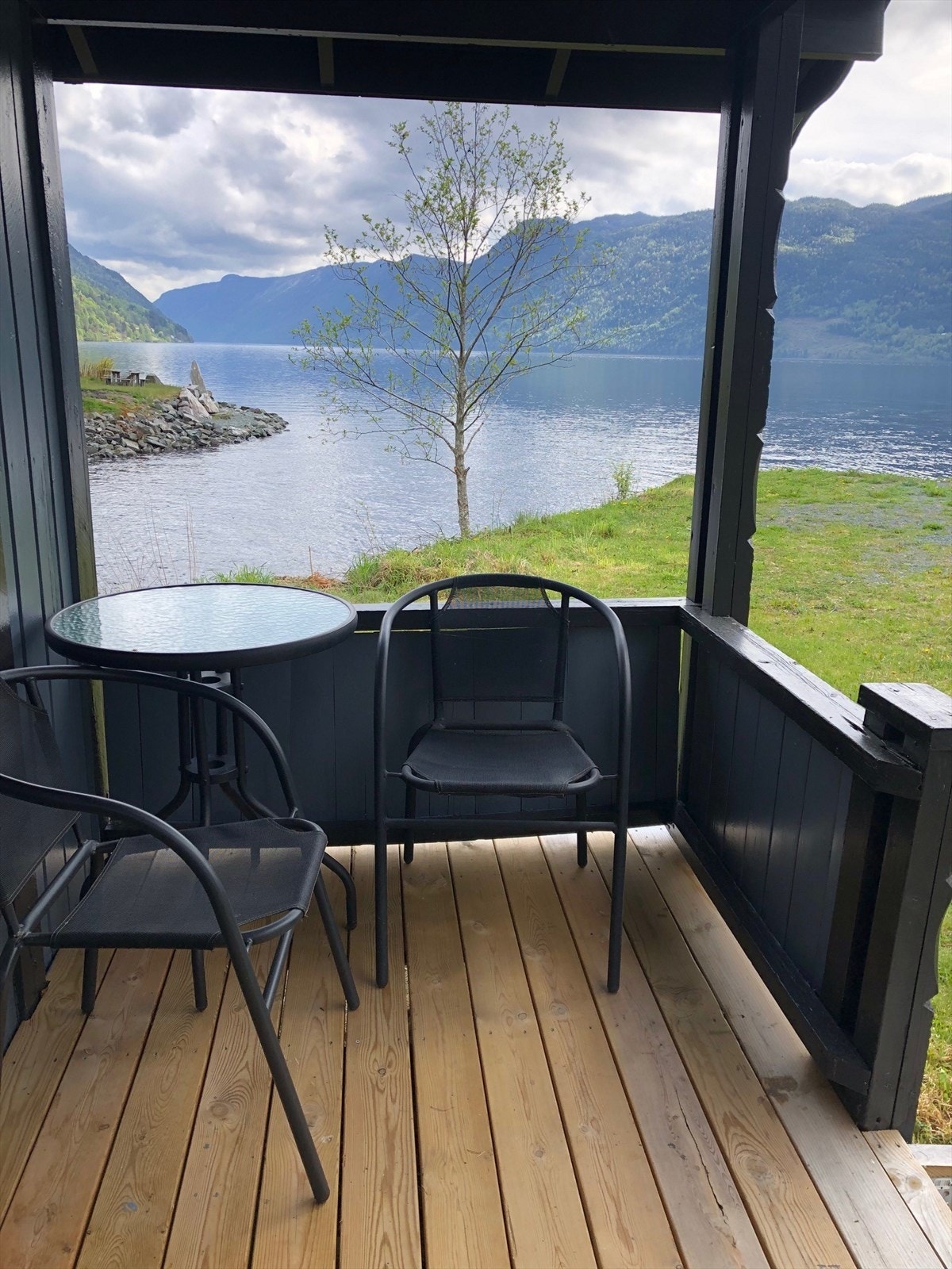 utsikt fra terrassen.jpg Galleribilde