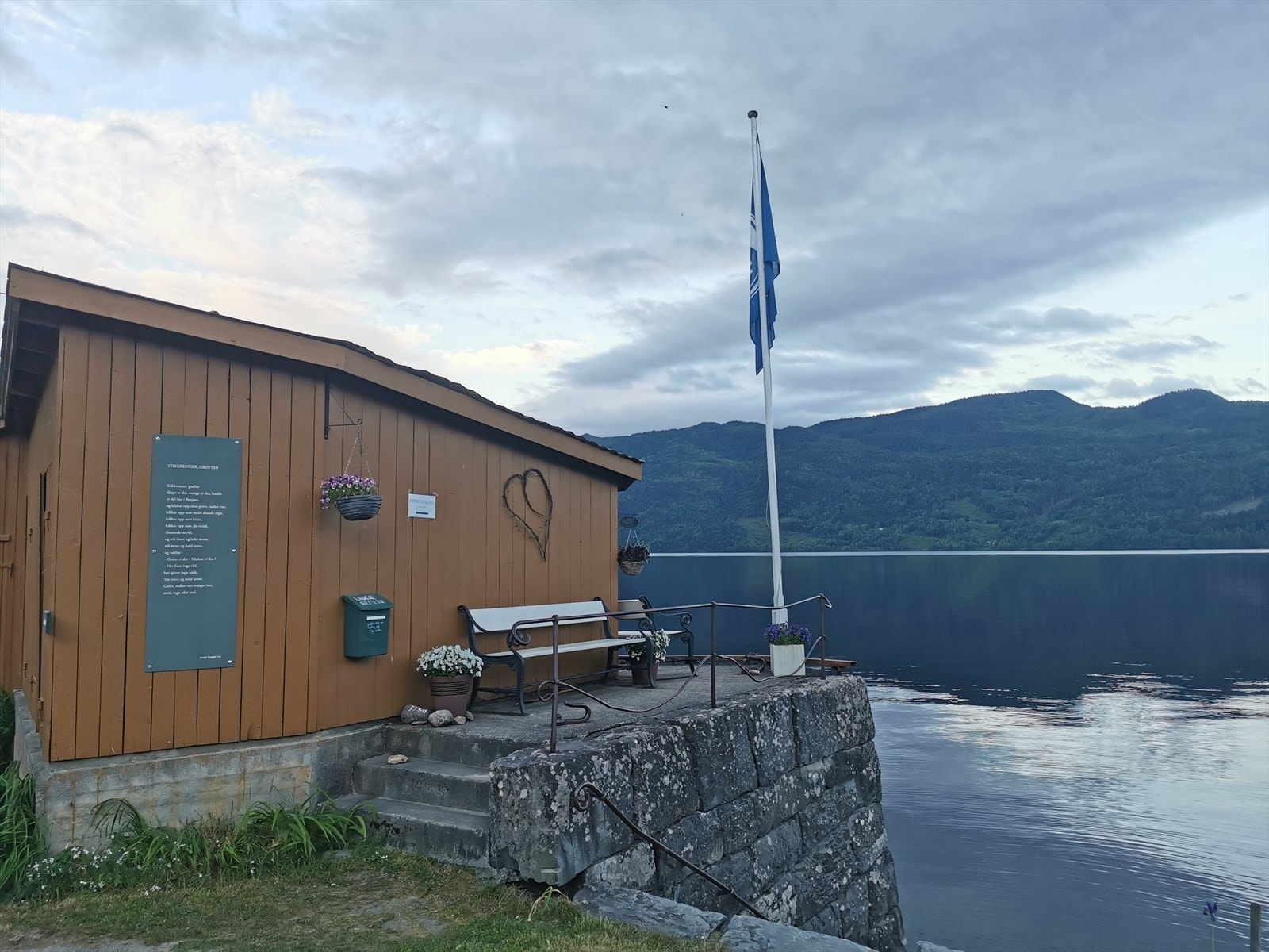 IMG_20210613_221740.jpg Galleribilde