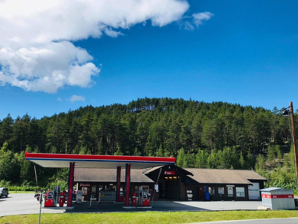 Antall besøkende på YX Ryfoss er noe sesongpreget med sommer, høst og påske som er de store salgsperiodene, da turistene valfarter til Valdres! Galleribilde