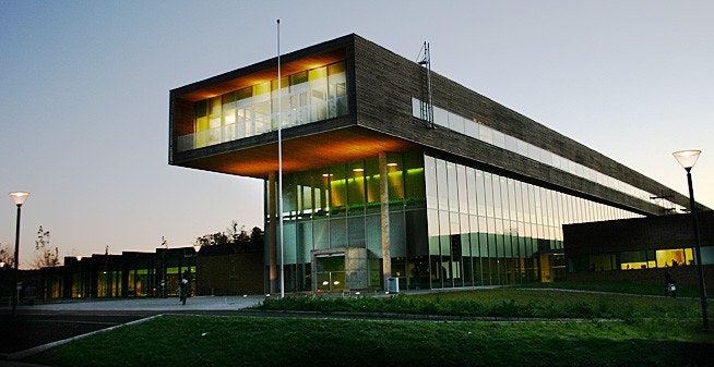 Høgskolen i Østfold ca 2 km Galleribilde
