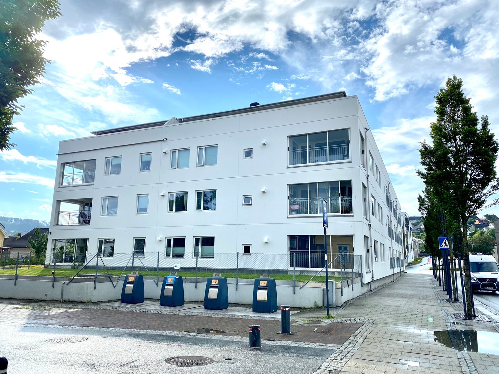 leilighten er i 3 etasje Galleribilde