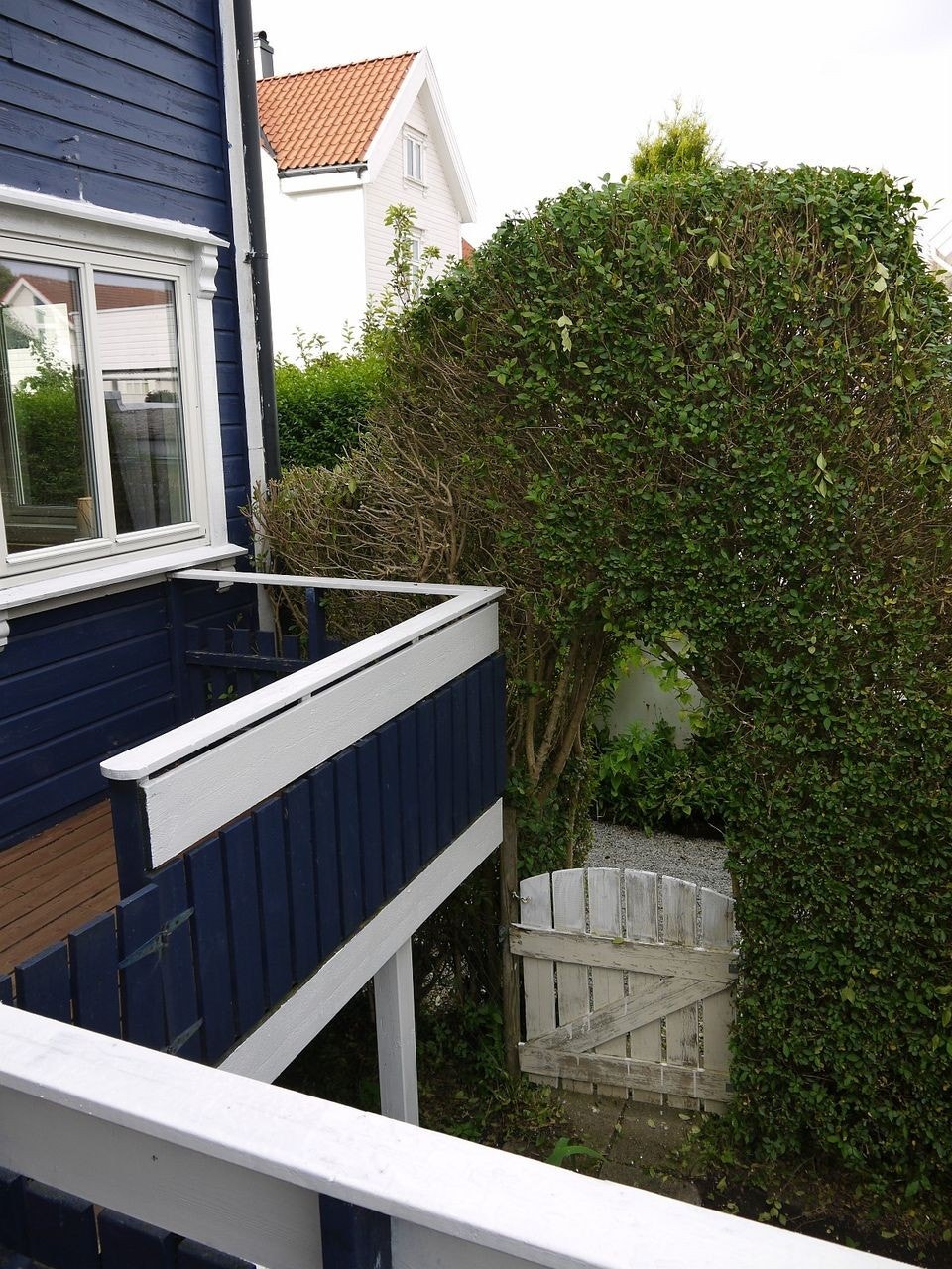 Balcony by the living room Galleribilde
