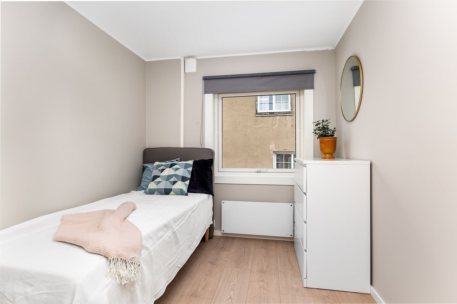 UTLEID Rom 1. 8 kvm med 120 seng. Galleribilde