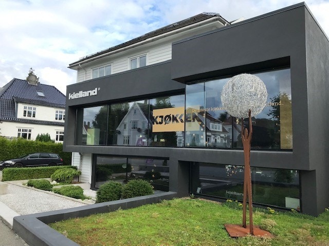 Husfasade mot Madlaveien Galleribilde