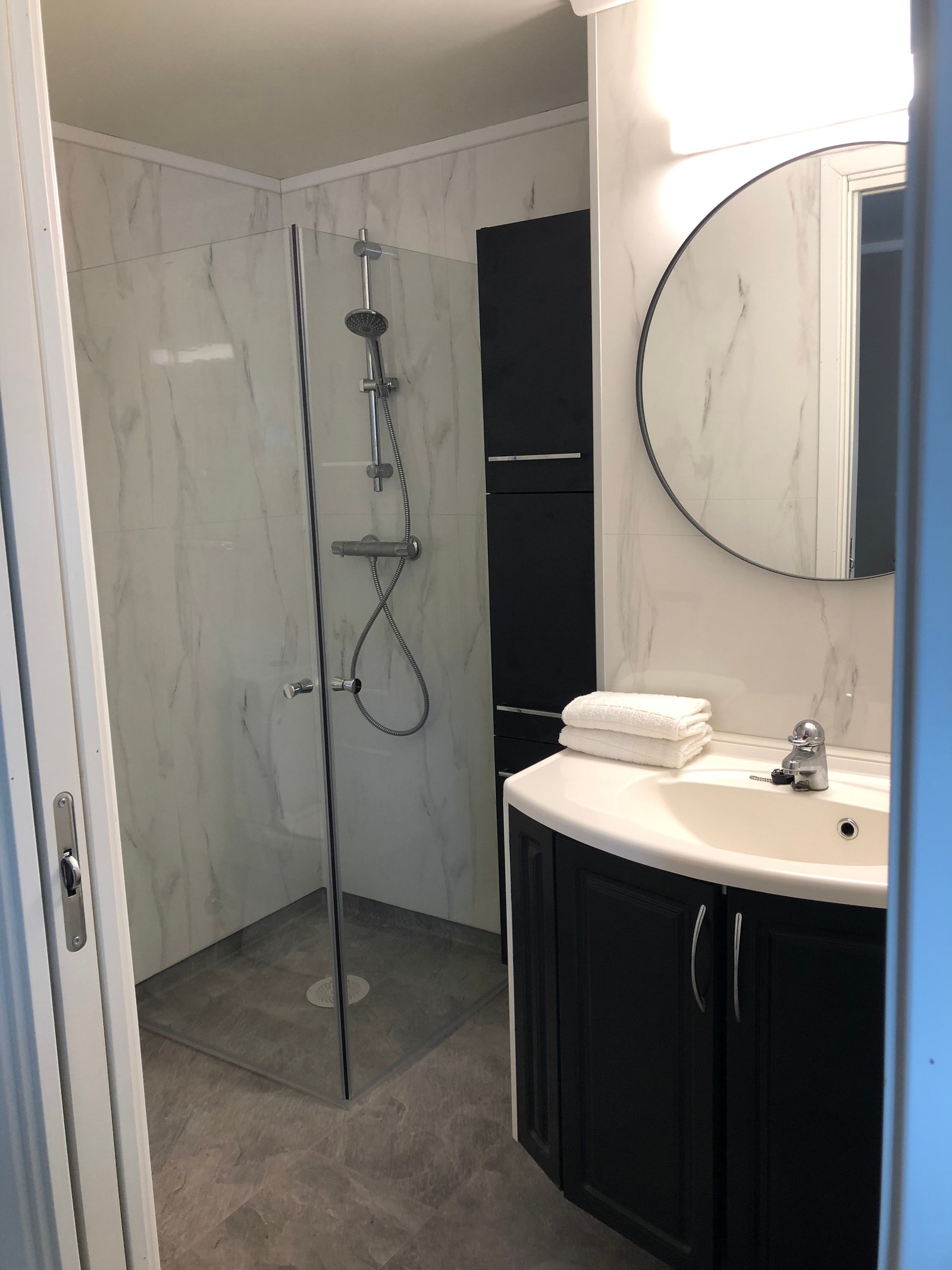 Bad til rom 4, Galleribilde