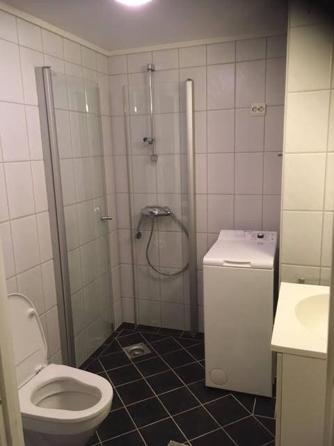 Oppvaskmaskin på bildet er skiftet ut med nyere maskin nylig Galleribilde