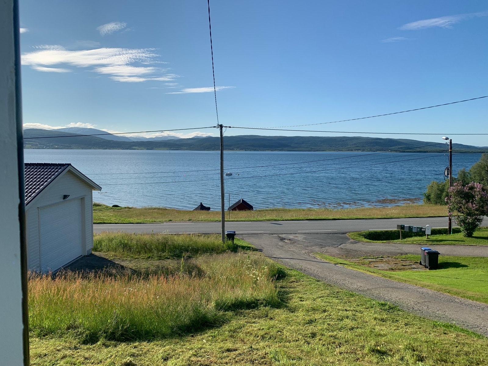 Nydelig utsikt over Gisundet mot Senja. Galleribilde