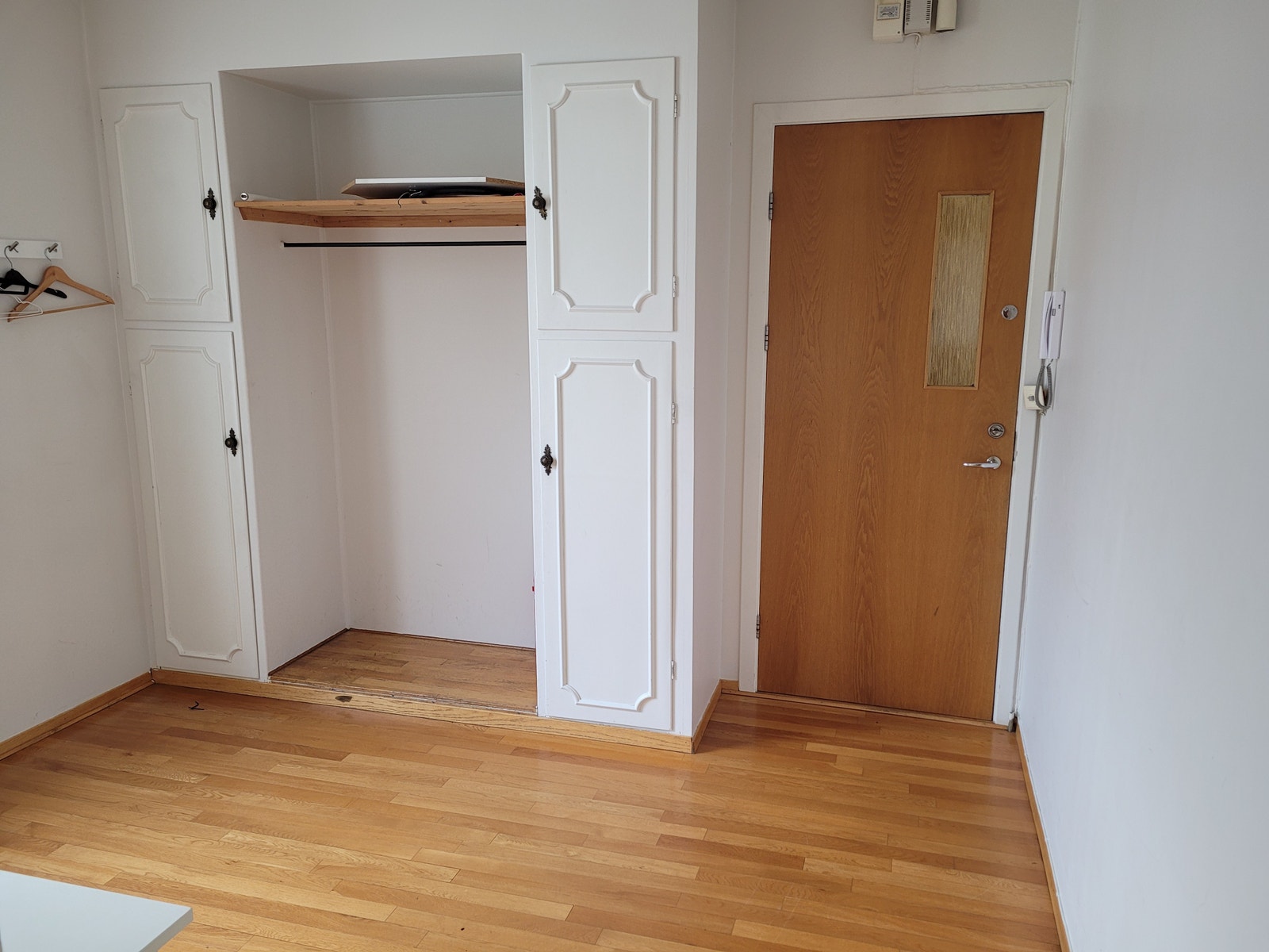 Hall / inngang Galleribilde