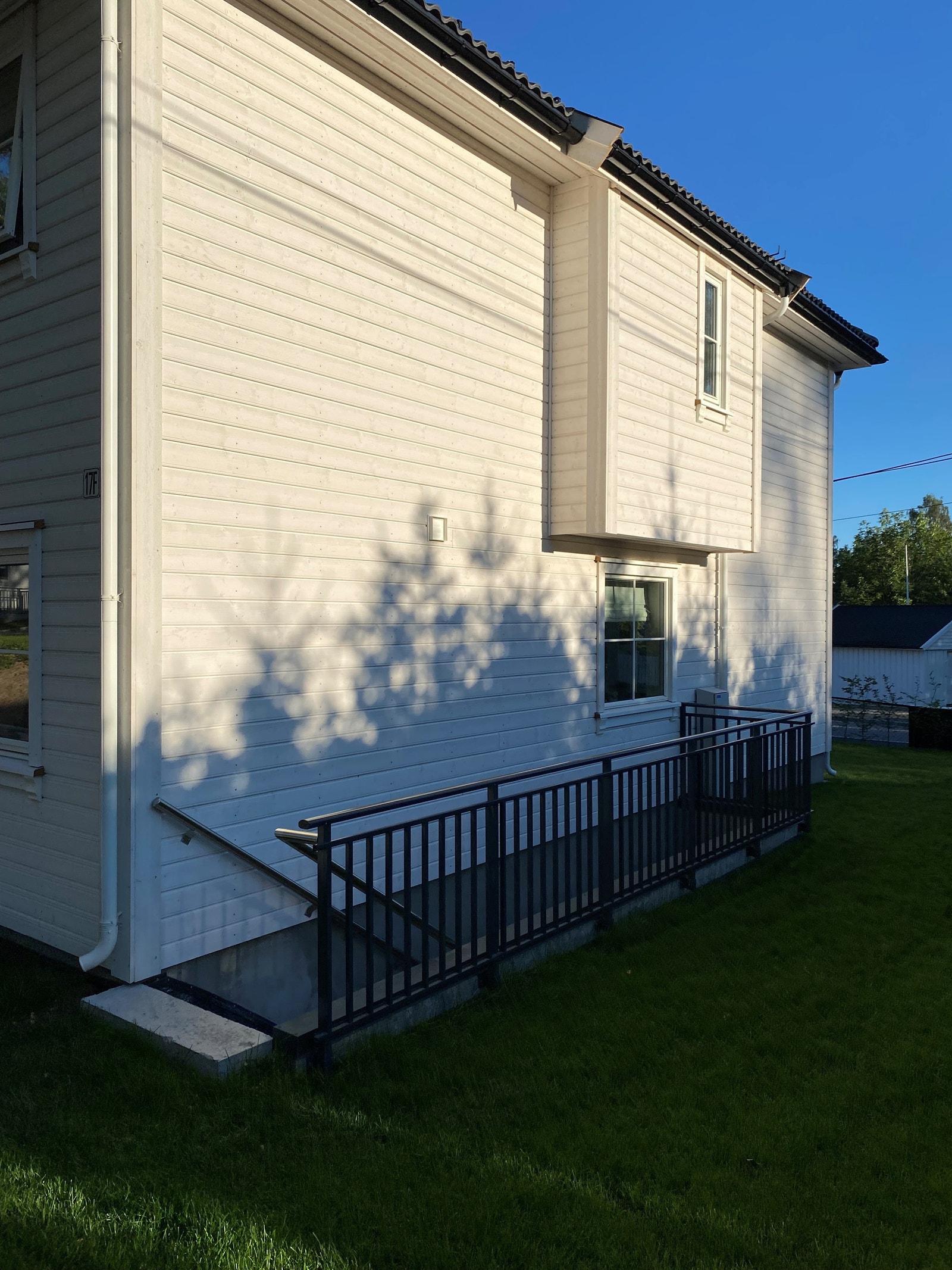 Egen inngang Galleribilde