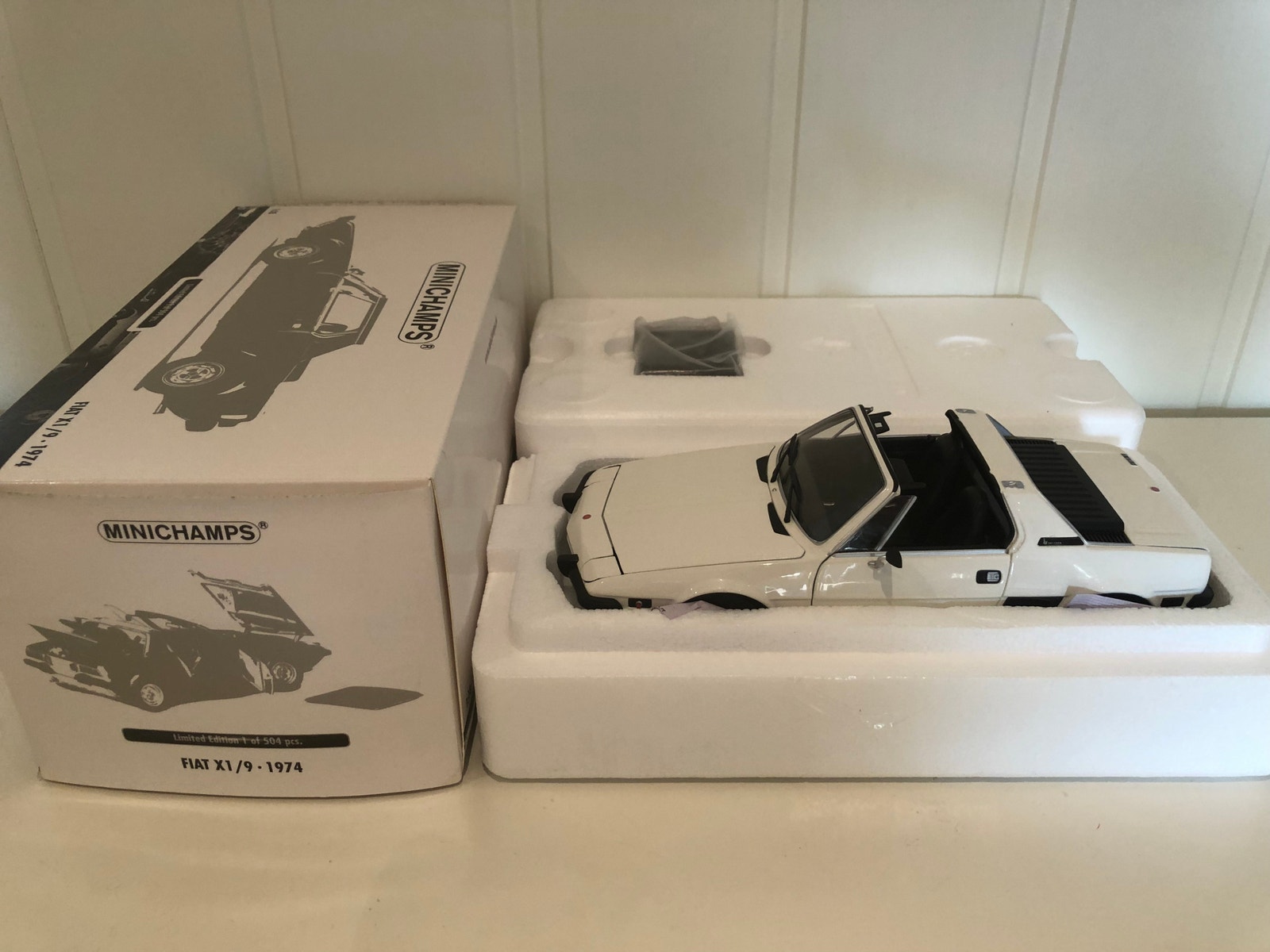 MINICHAMPS FIAT X1/9 1974 グリーン MINICHAMPS FIAT X1/9 1974 グリーン