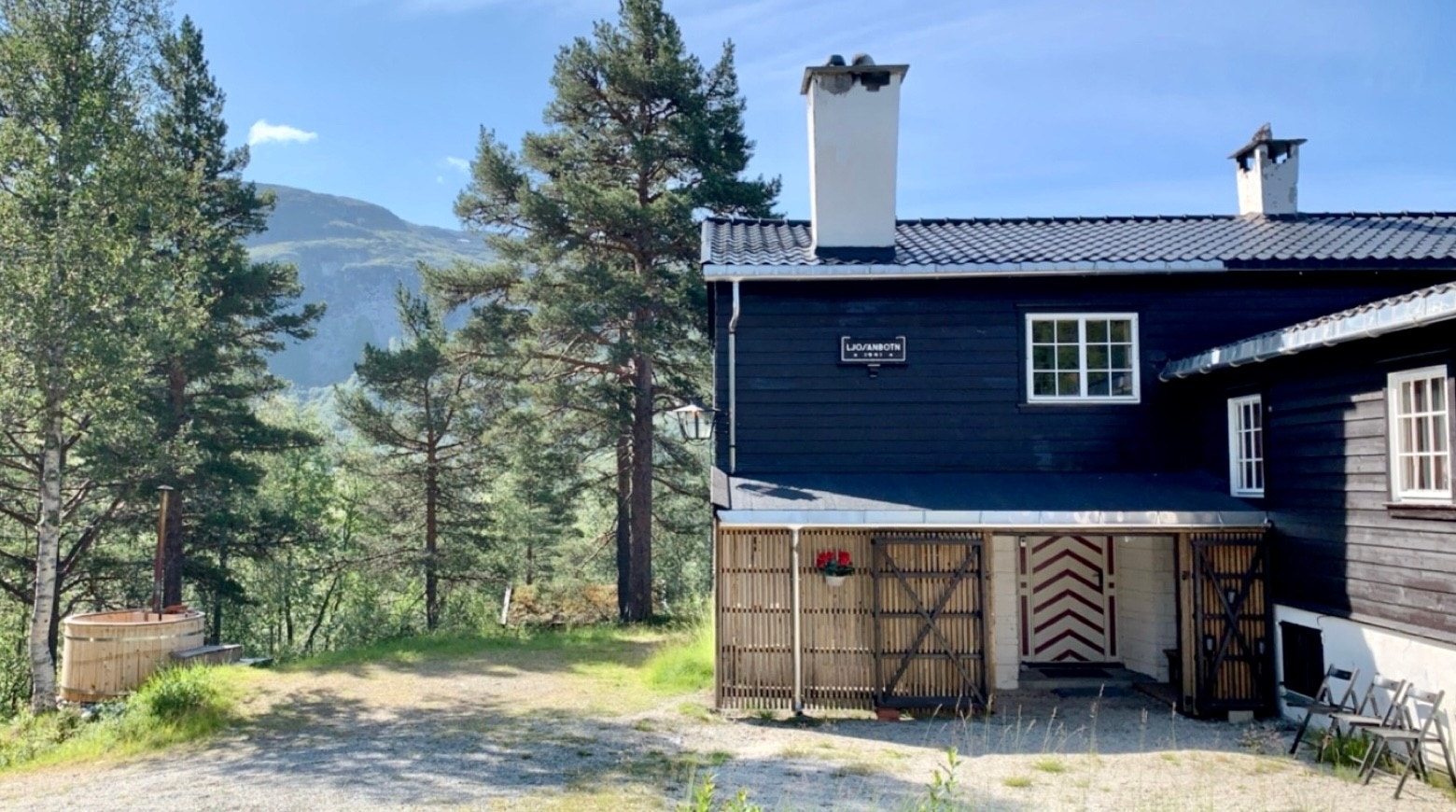 Inngangsparti (Foto: Siv Helen Lekven) Galleribilde