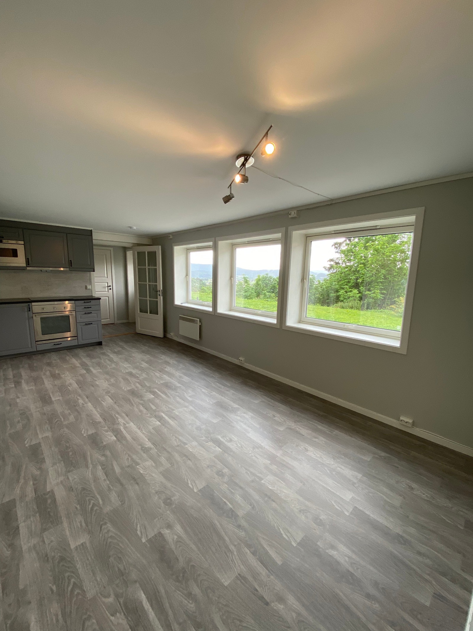 Stue og kjøkken Galleribilde