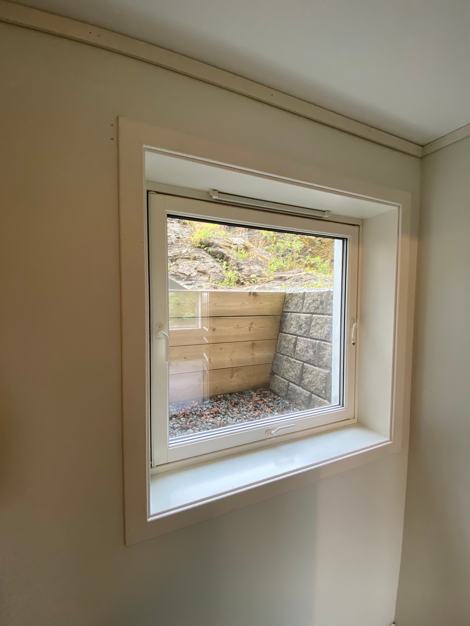 Vindu på soverom Galleribilde