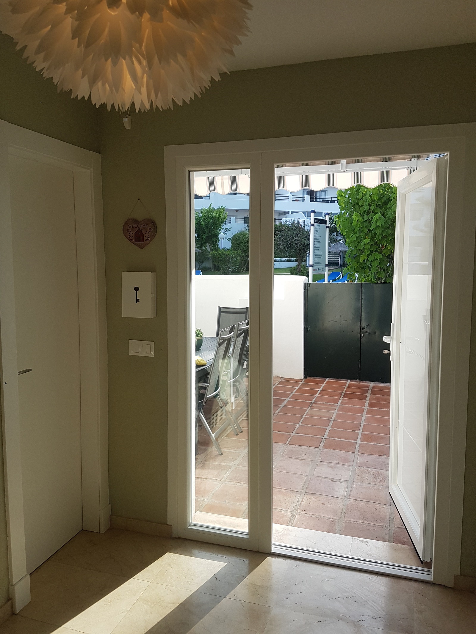 Utgang til bakplass Galleribilde