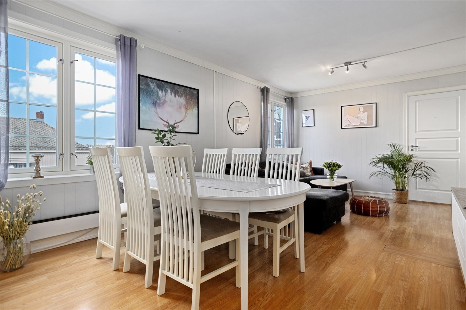 Romslig stue Galleribilde