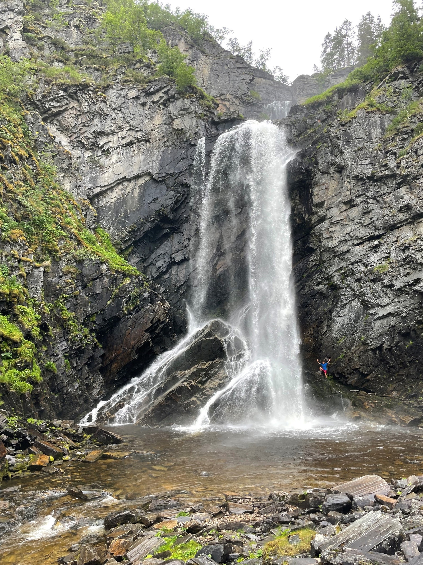 Myfallet - fosser med 100 meter fritt fall Galleribilde