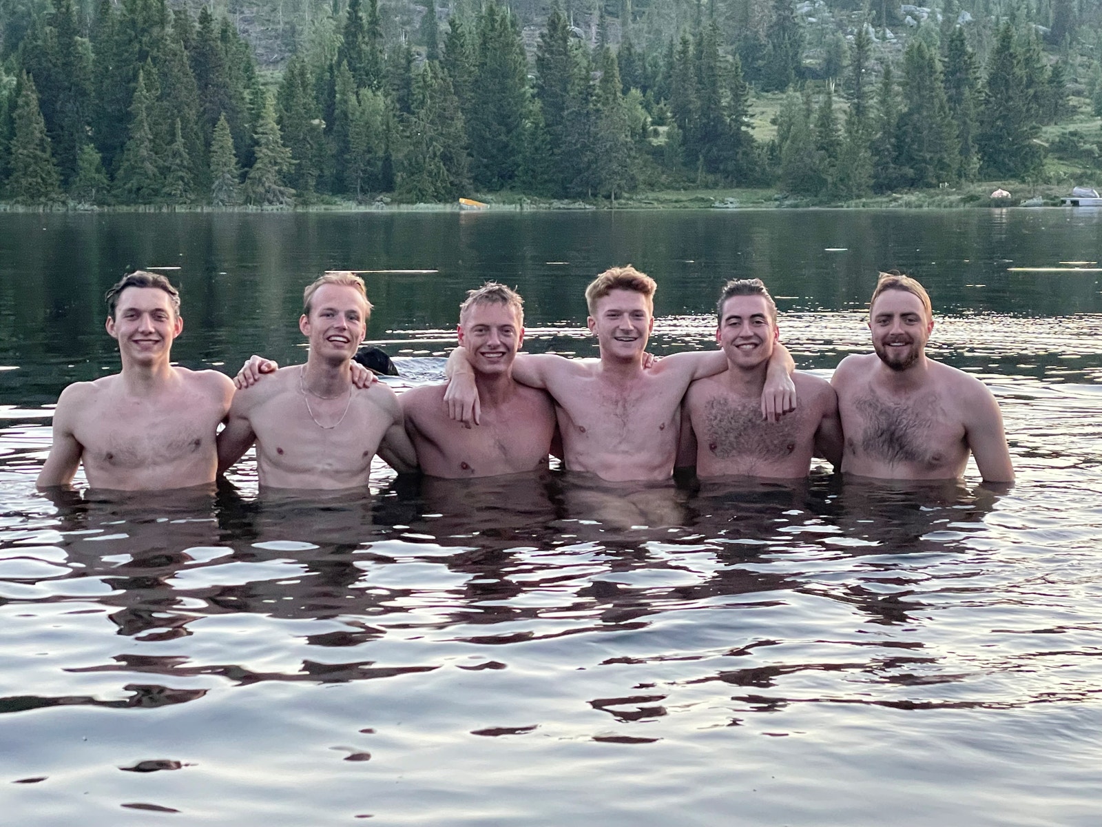 Kveldsbading i Kroktjønnet Galleribilde