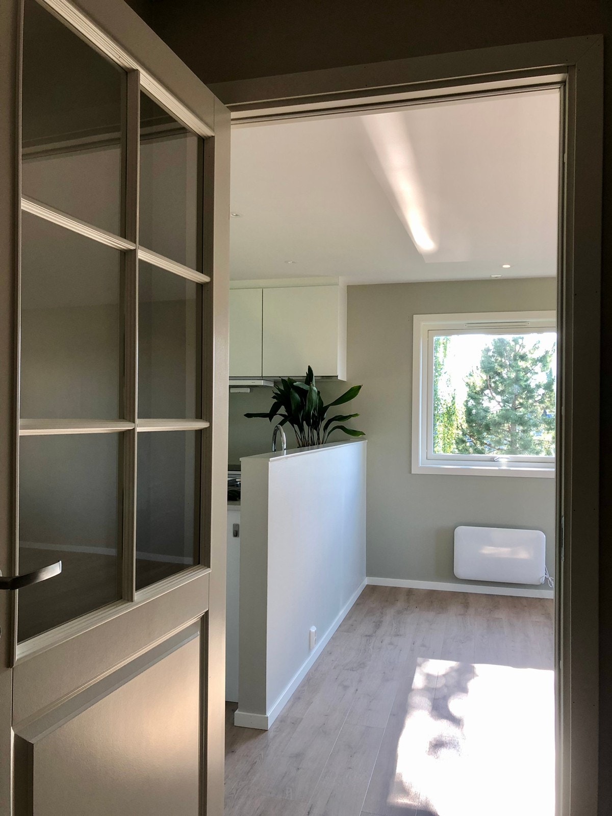 Fra gangen mot stue/kjøkken Galleribilde