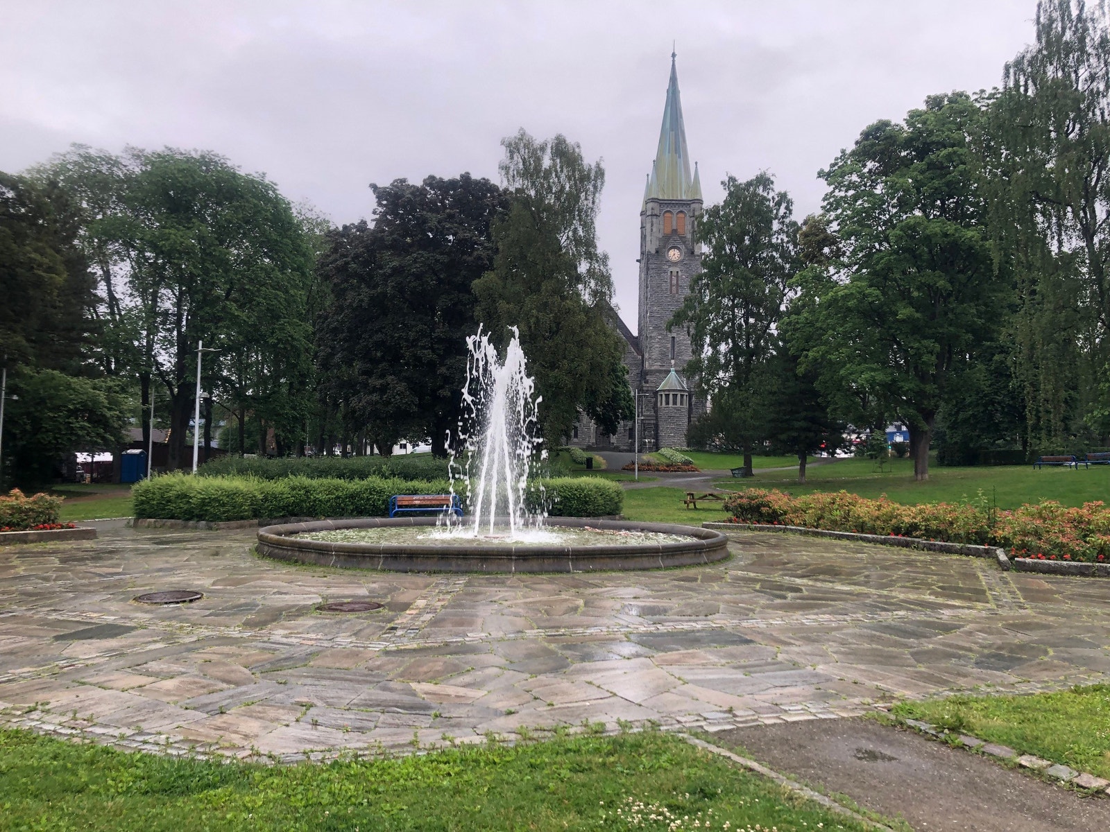 Nærmiljø, Lademoparken, Lademoen Kirke Galleribilde