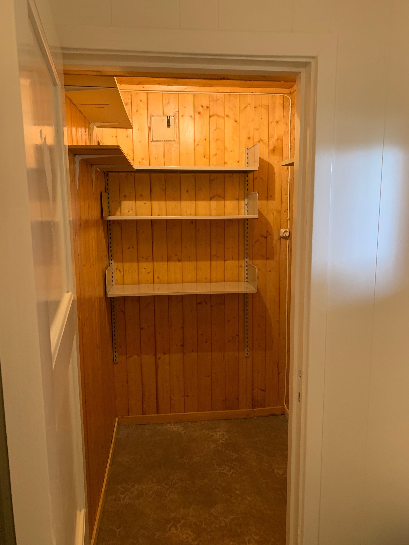 Walk-in closet Galleribilde