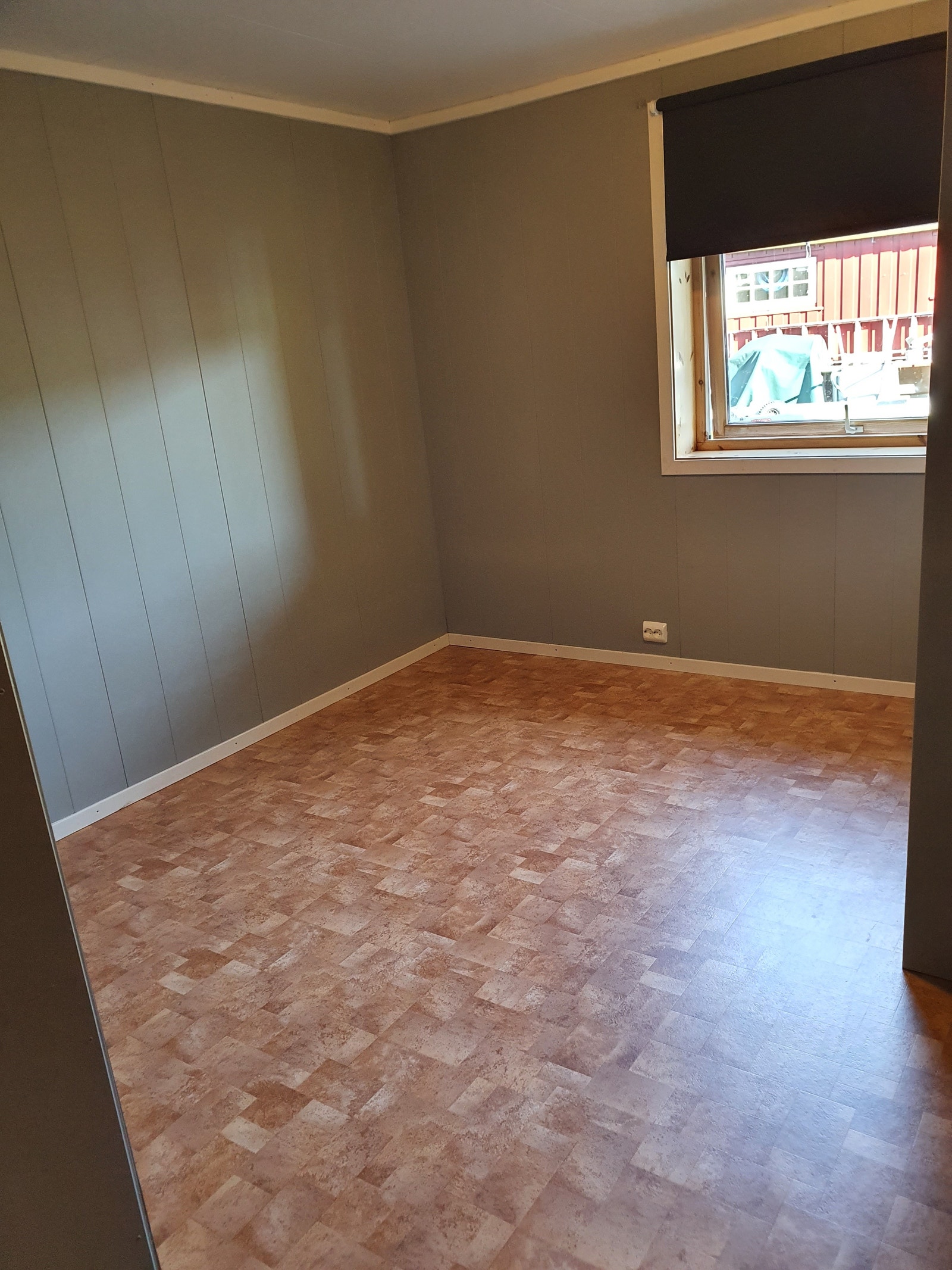 Hovedsoverom med klesskap Galleribilde