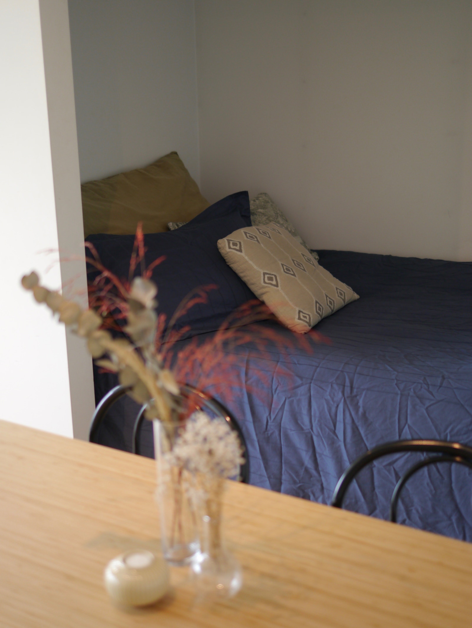 Alkove med 120 bred kontinentalseng Galleribilde