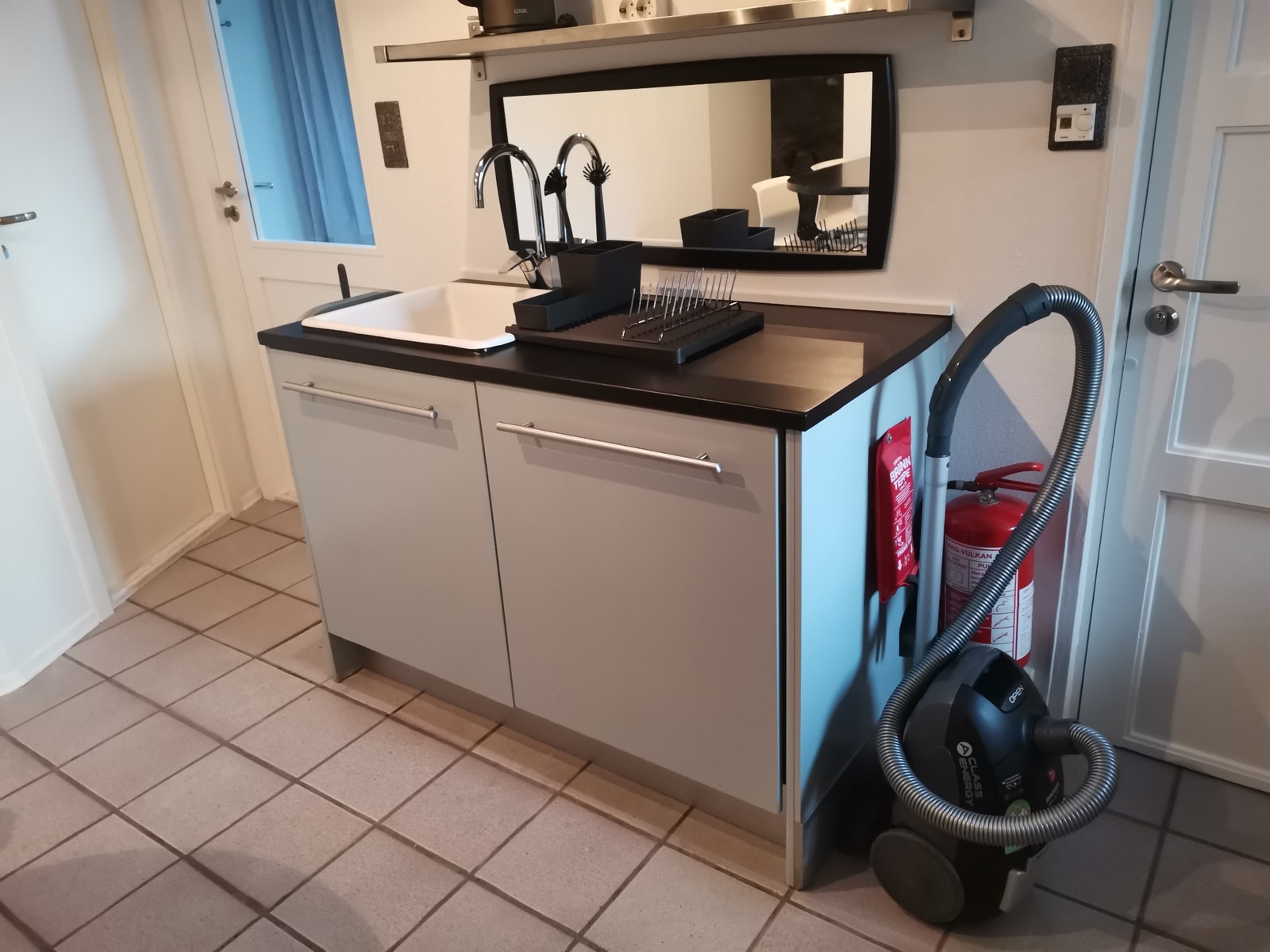 Praktisk utstyrt til renhold/vask Galleribilde