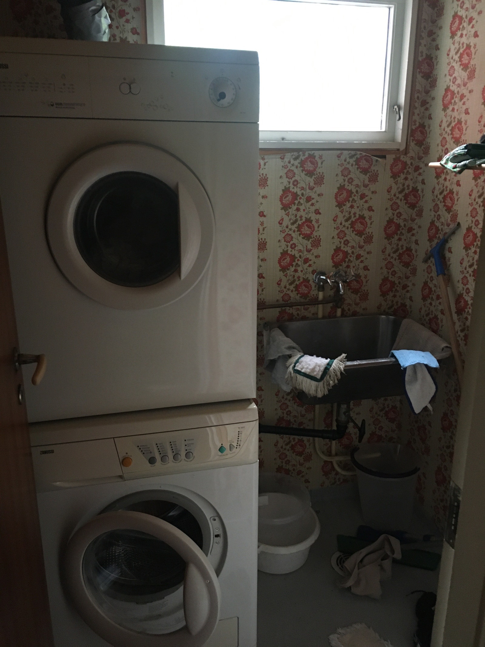 Vaskerom Galleribilde