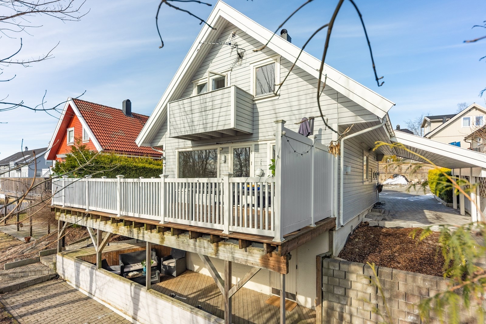 Solfylte uteområder med sol fra morgen til kveld Galleribilde