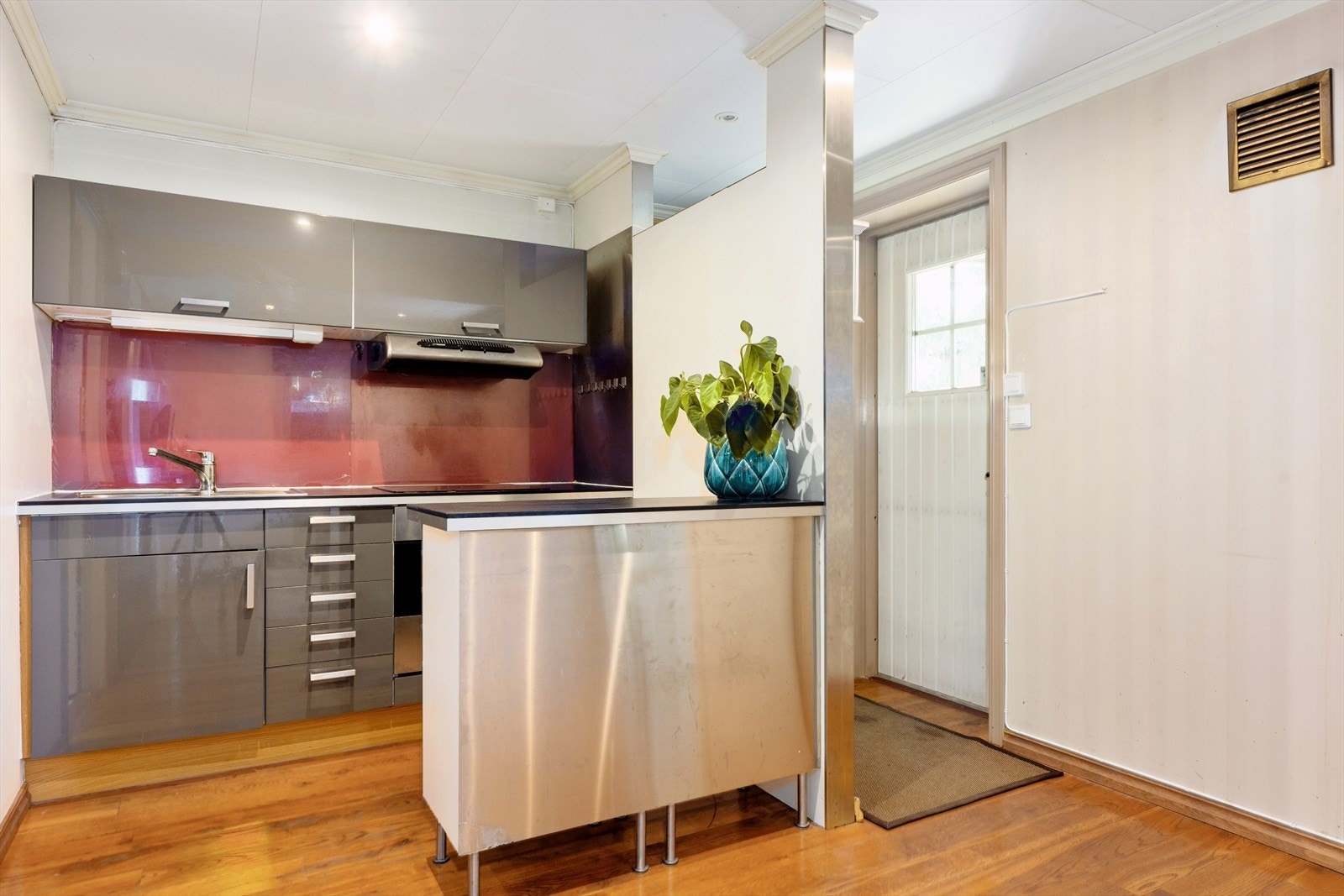 Hybel/underetasje Galleribilde